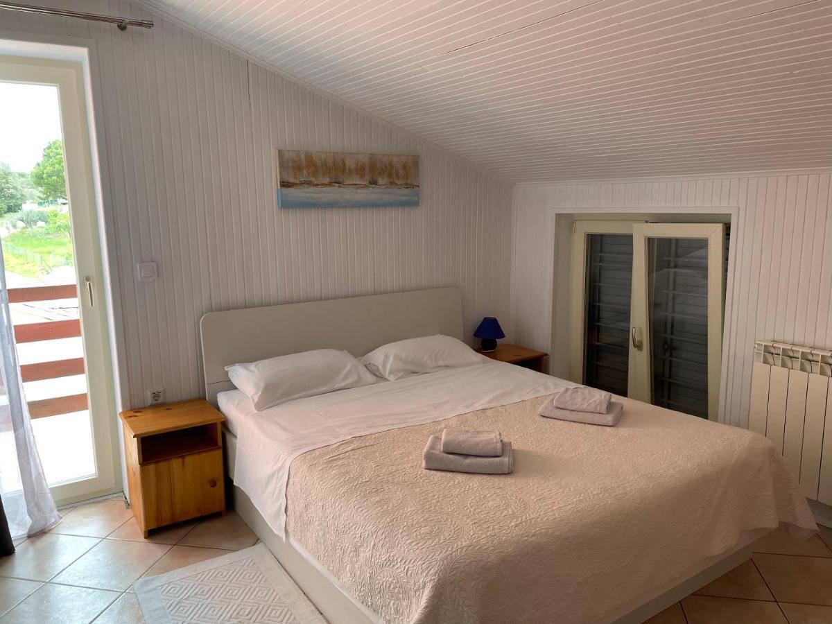 B&B Sea Joy Ровінь Екстер'єр фото