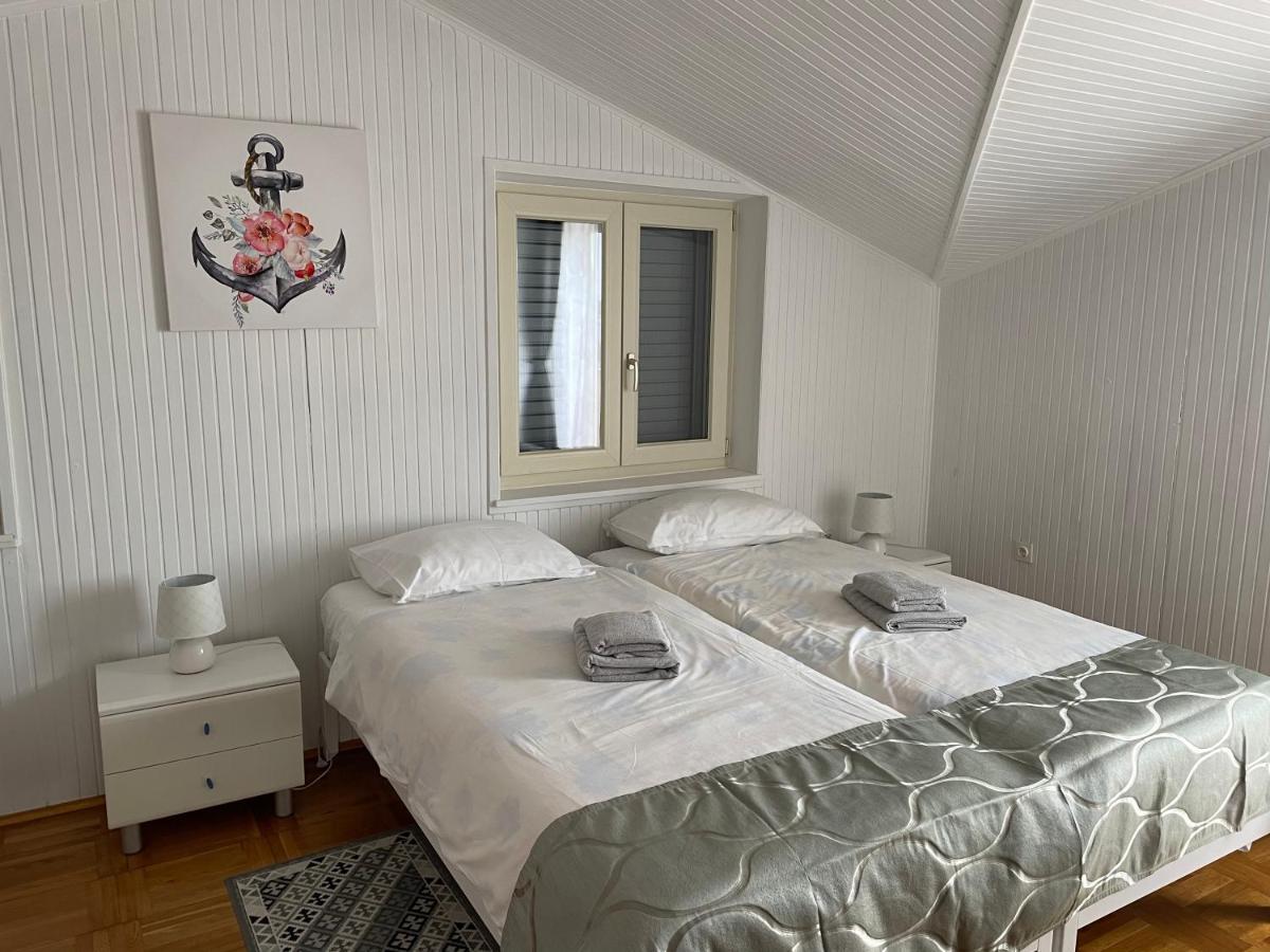 B&B Sea Joy Ровінь Екстер'єр фото