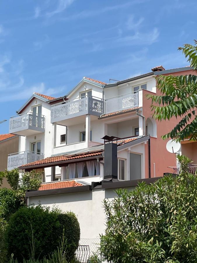 B&B Sea Joy Ровінь Екстер'єр фото